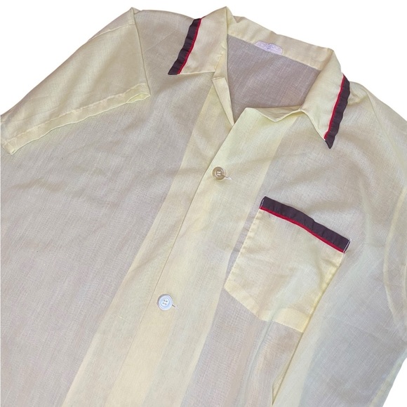 Other - Vintage Button Up Men’s XL Yellow Brown Red Sheer Comfy Summer Spring Bowling